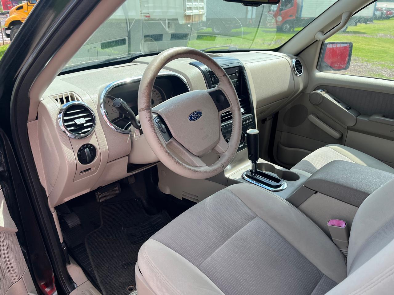 FORD EXPLORER SPORT TRAC 4X4