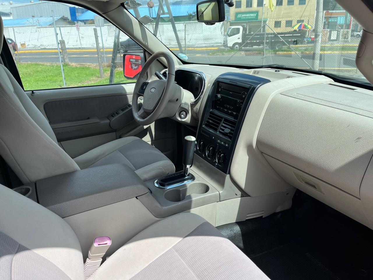 FORD EXPLORER SPORT TRAC 4X4