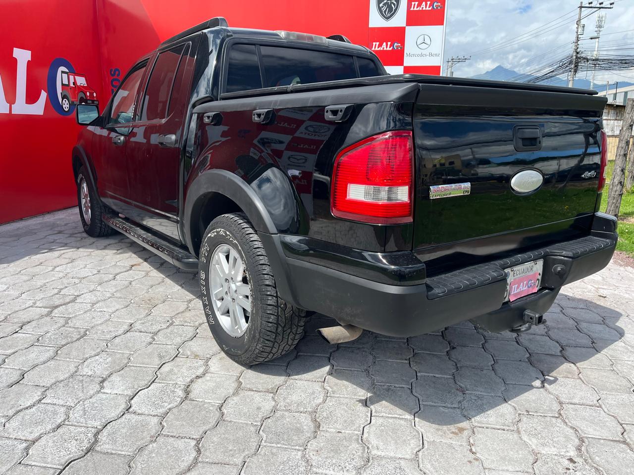 FORD EXPLORER SPORT TRAC 4X4