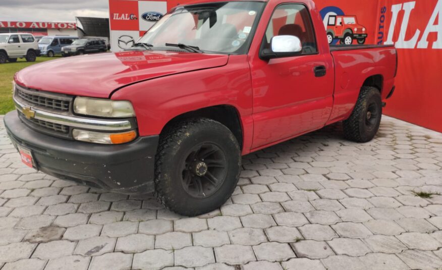 Chevrolet SILVERADO 4X2 T A 2000