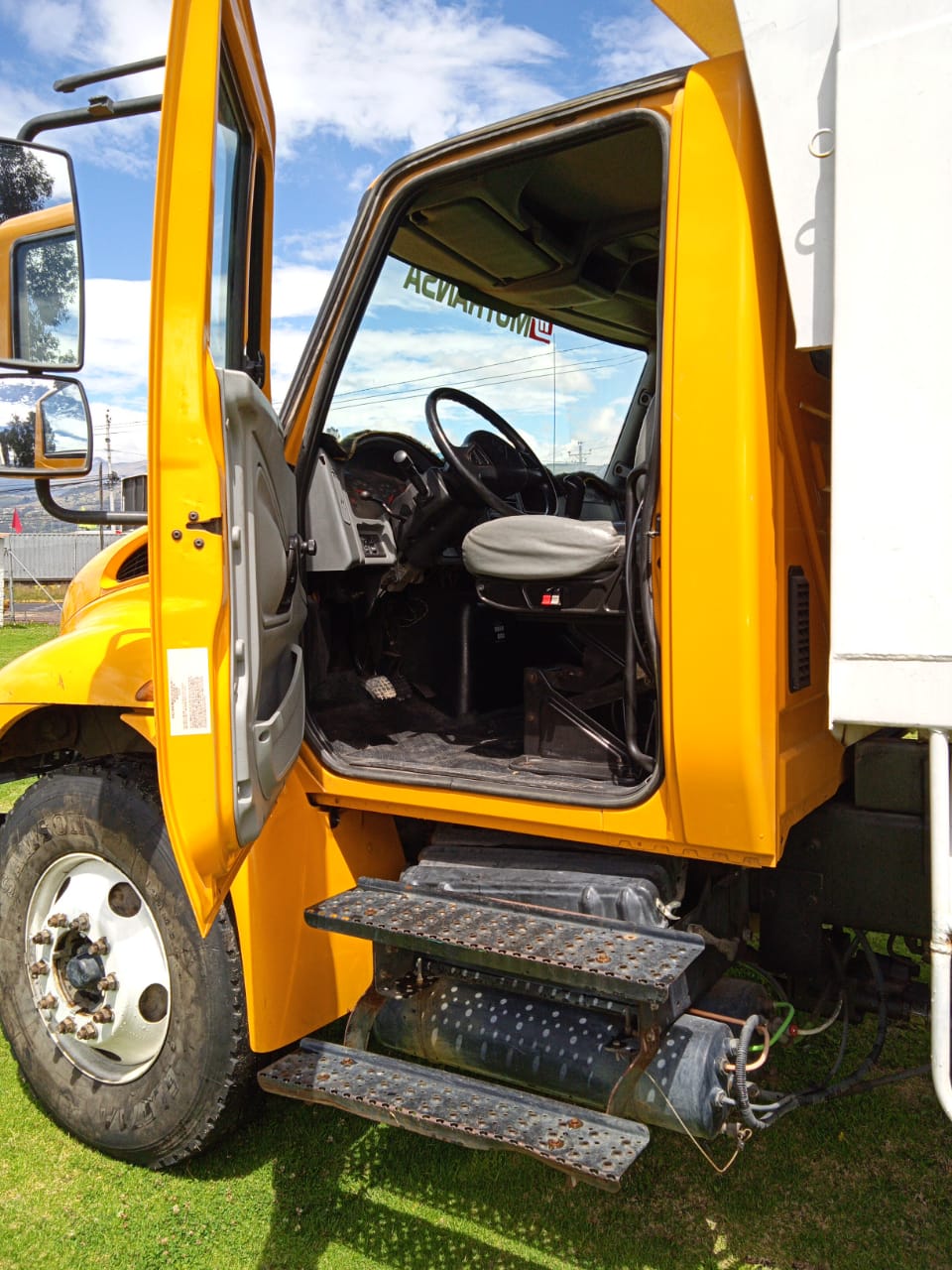 INTERNATIONAL DURASTAR 4300 VD 7.6 2P 4X2 TM