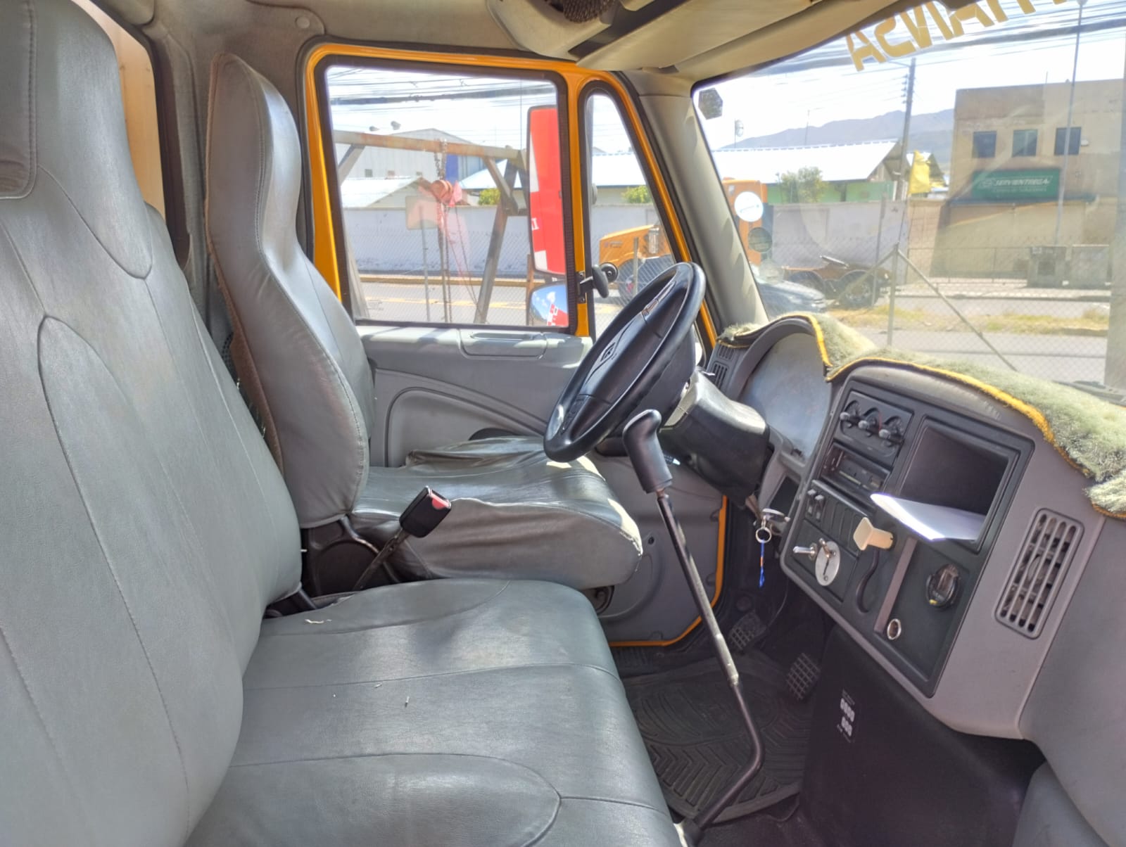 INTERNATIONAL DURASTAR 4300 VD 7.6 2P 4X2 TM