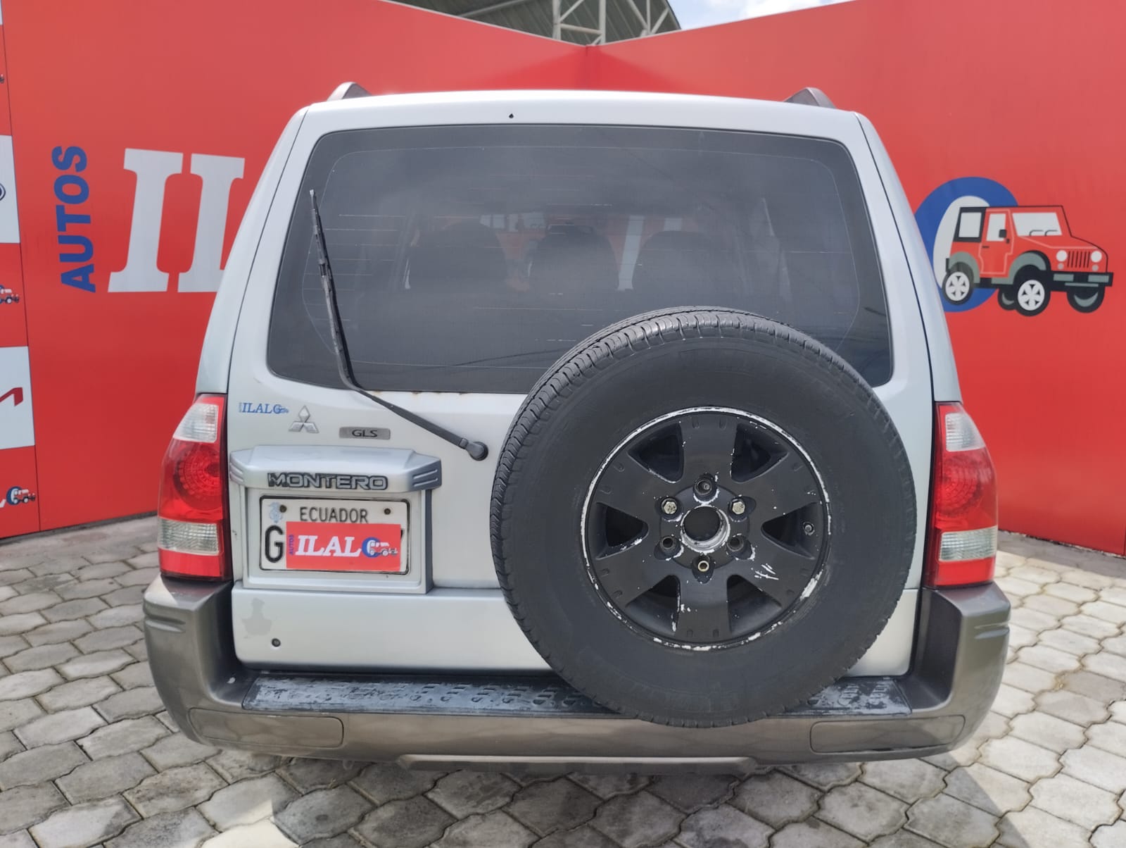 Mitsubishi MONTERO 5P / 2.8 / TA FULL EQUIPO