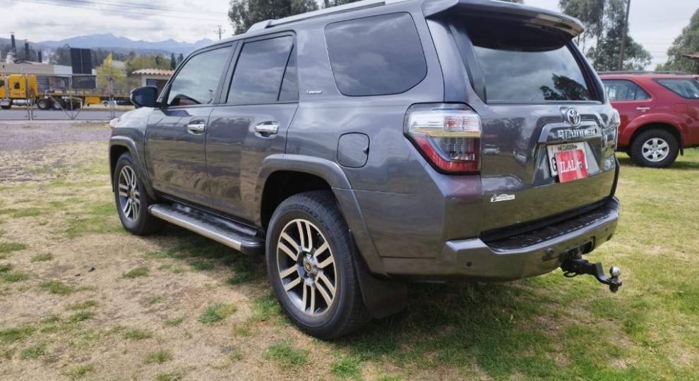 Toyota 4 RUNER SR5 AC 4.0 4P 4X4 TA