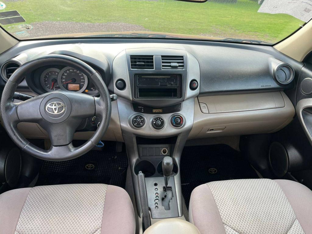 TOYOTA RAV 4X2 5P T/M