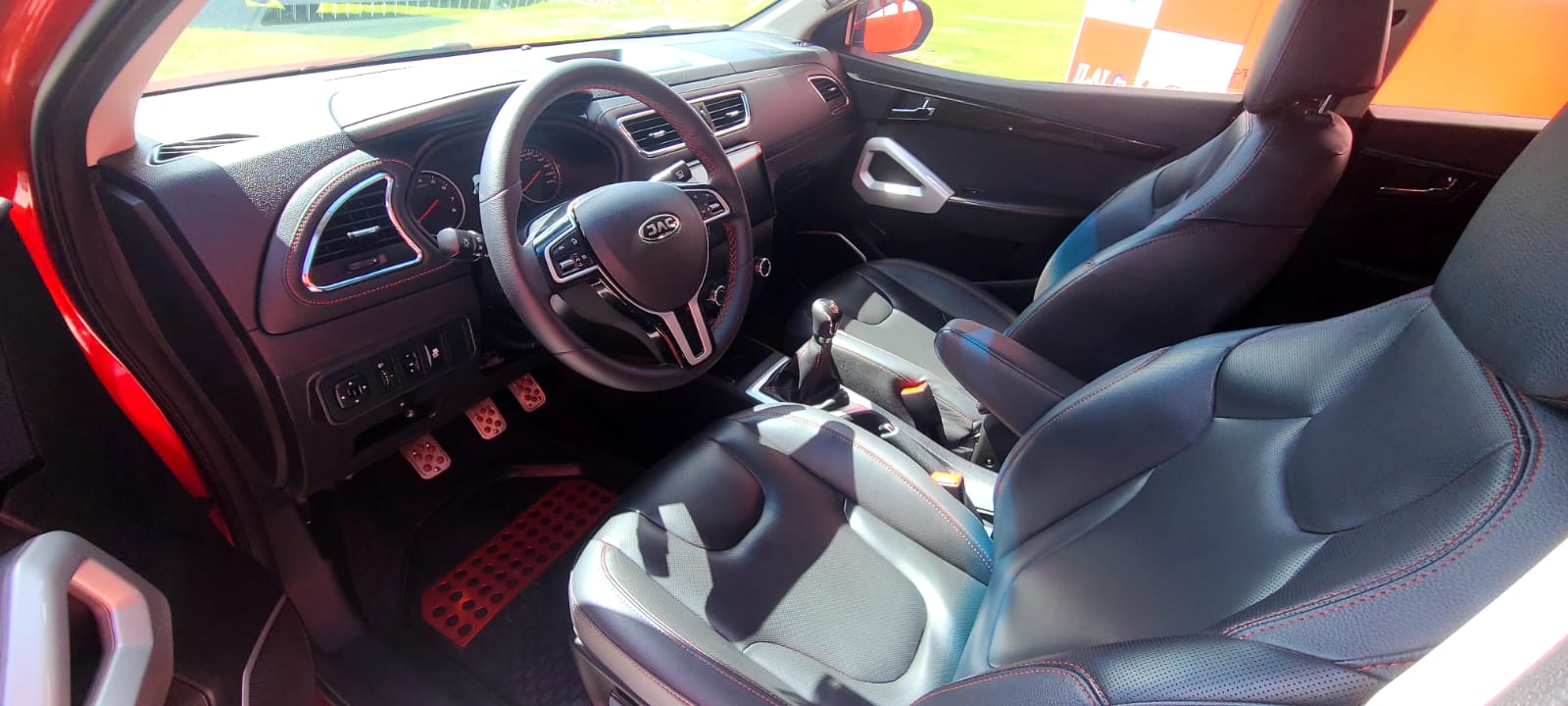 JAC S2 AC 1.5 5P 4X2 TM