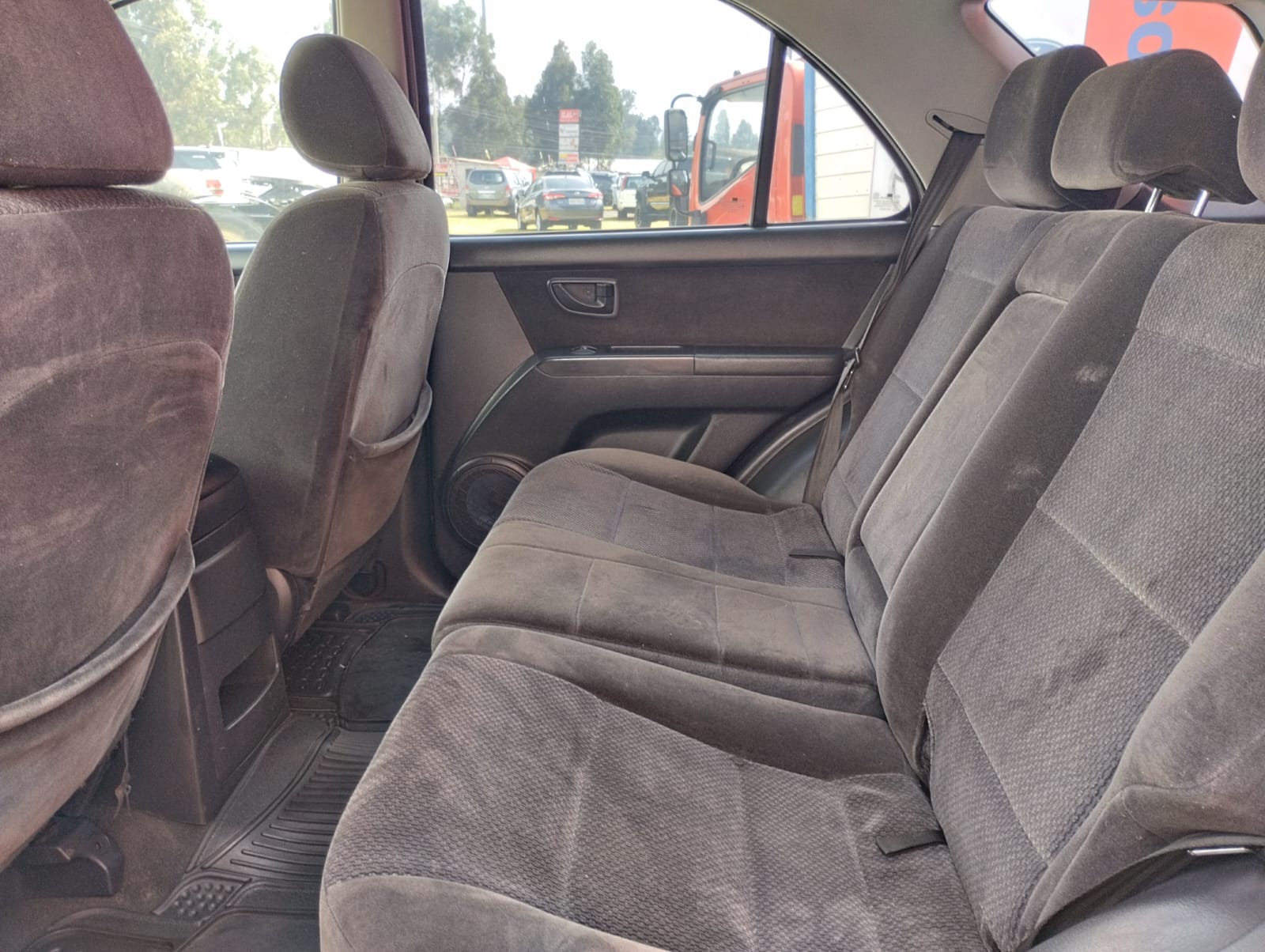 KIA SORENTO 2.5L LX DLS AT 4X2