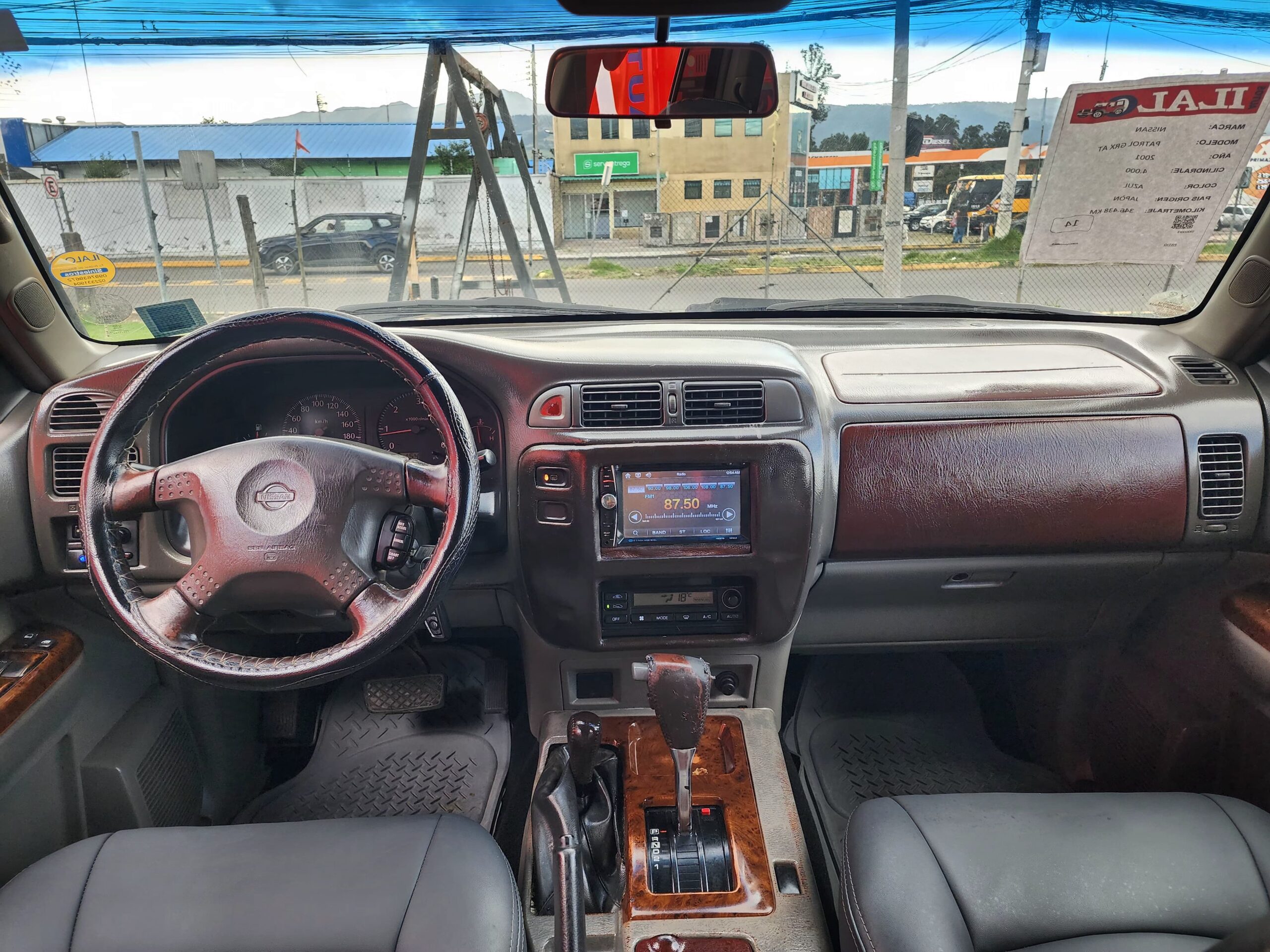 NISSAN PATROL GRX 4X4 AT