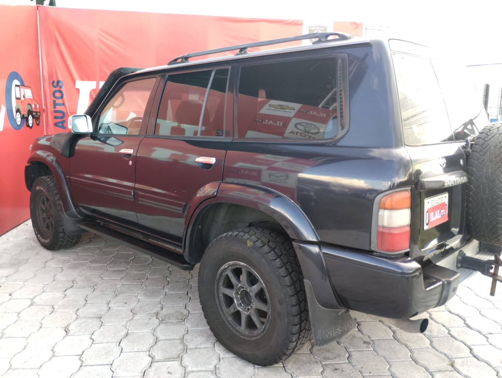 NISSAN PATROL GRX 4X4 AT