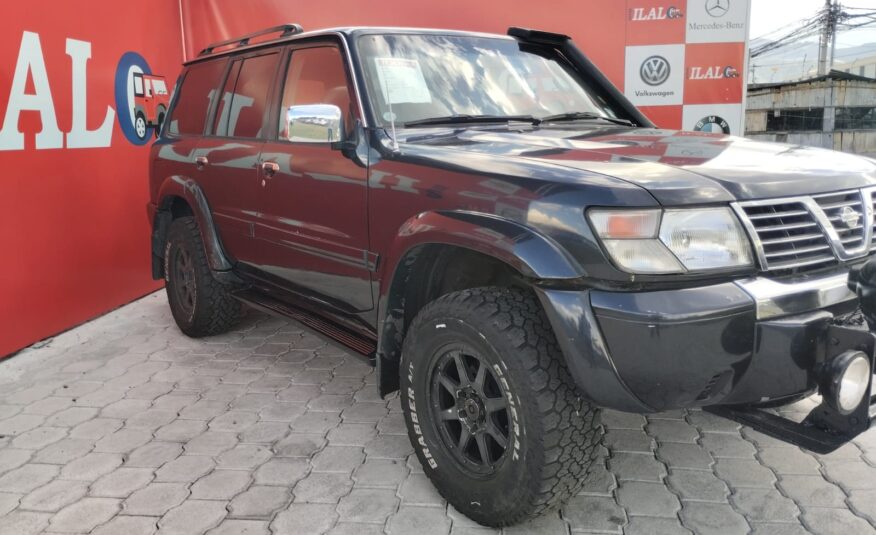 NISSAN PATROL GRX 4X4 AT