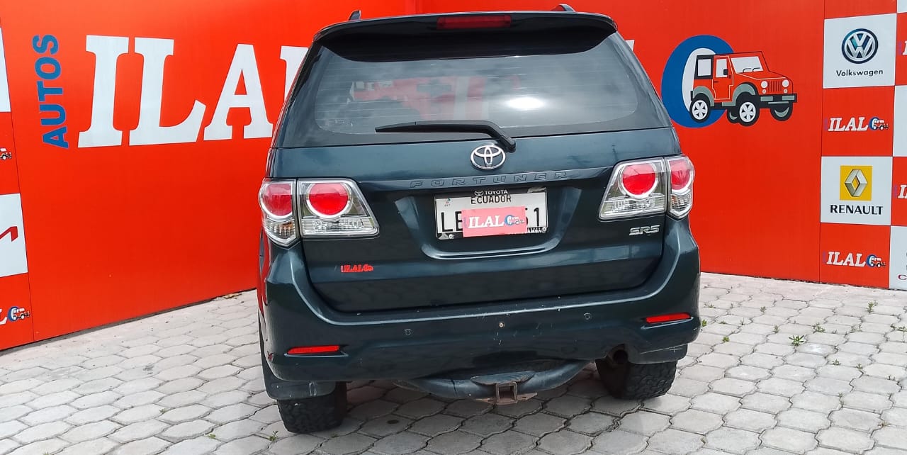 Toyota FORTUNER AC 2 7 5P 4X4 TM