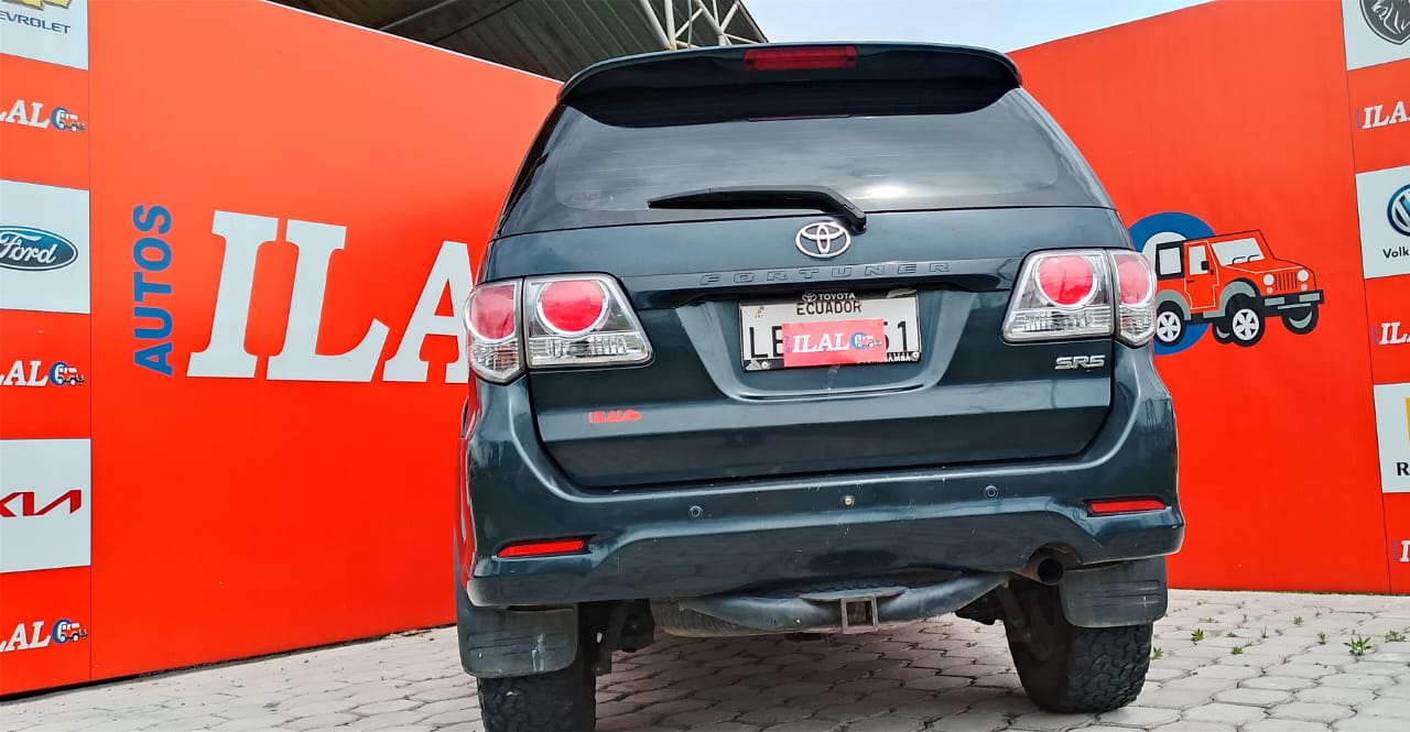 Toyota FORTUNER AC 2 7 5P 4X4 TM