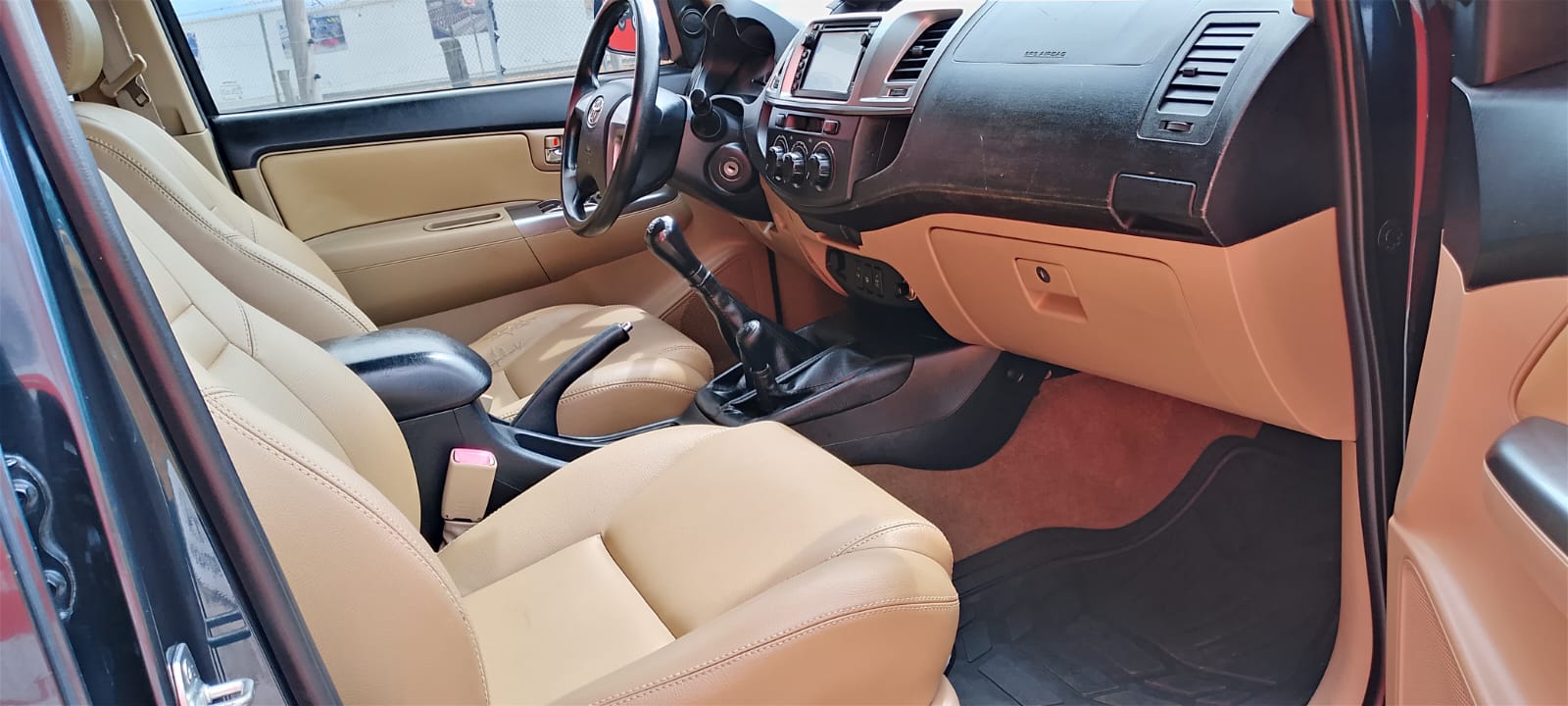 Toyota FORTUNER AC 2 7 5P 4X4 TM