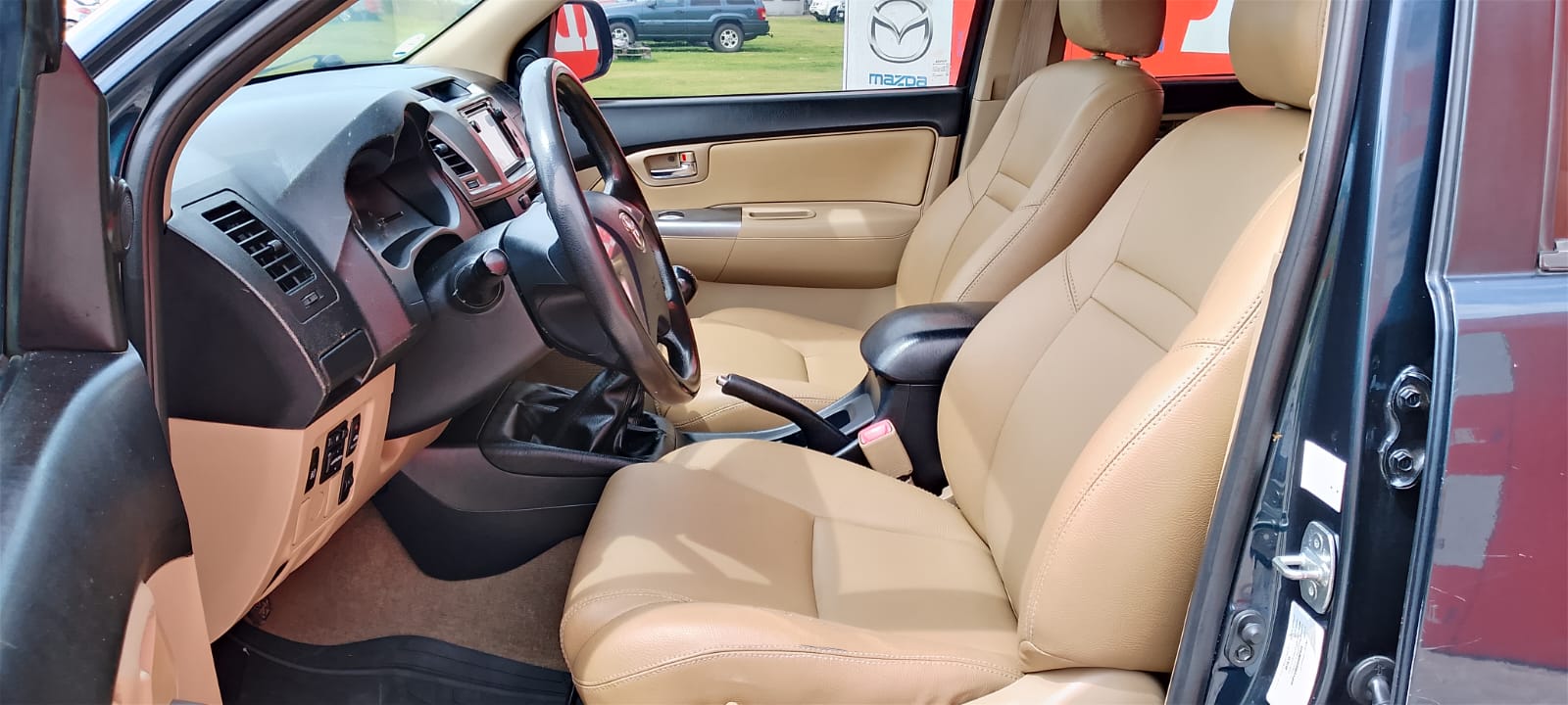 Toyota FORTUNER AC 2 7 5P 4X4 TM