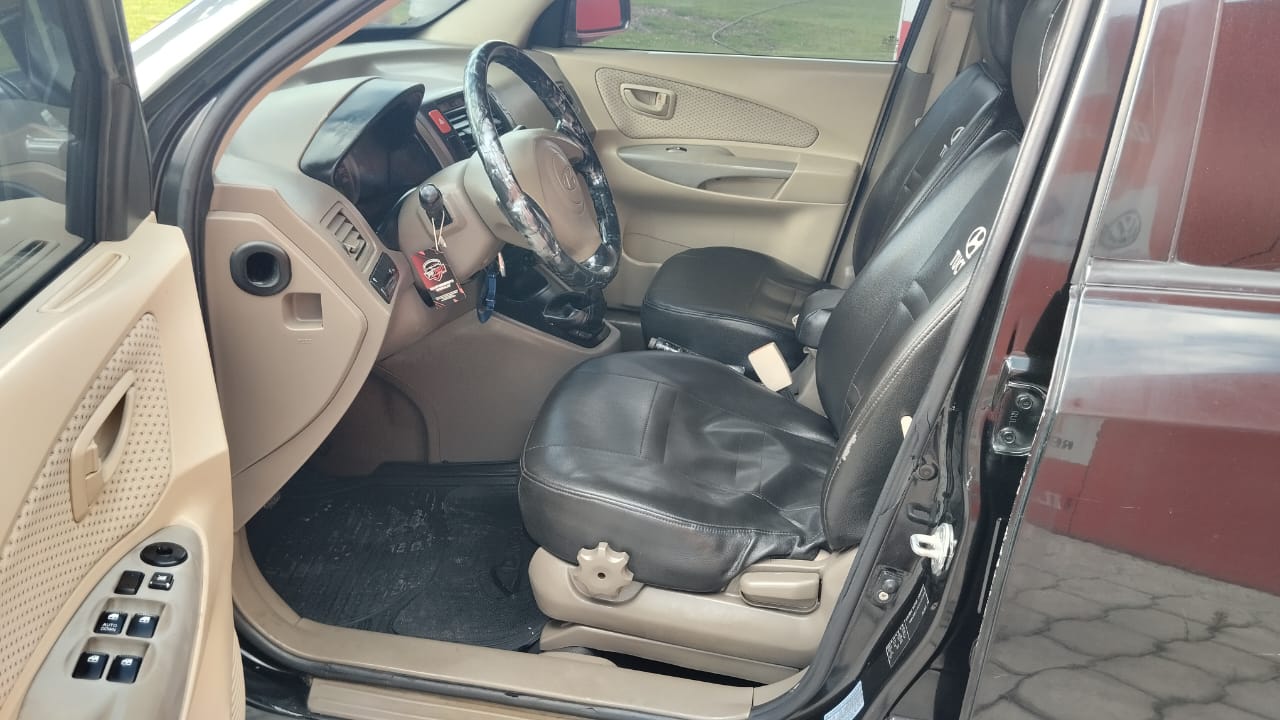 HYUNDAI TUCSON 5P 4X2 2.0 TM DIESEL AÑO 2010