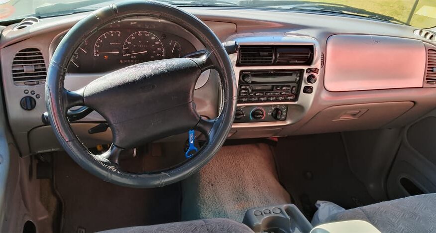 FORD EXPLORER XLT AÑO 1998 TA