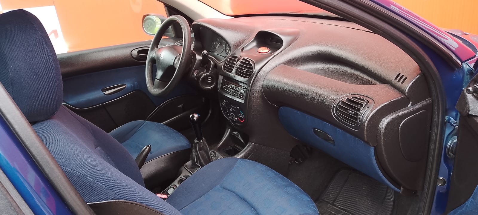 PEUGEOT 206 AÑO 2004 TM