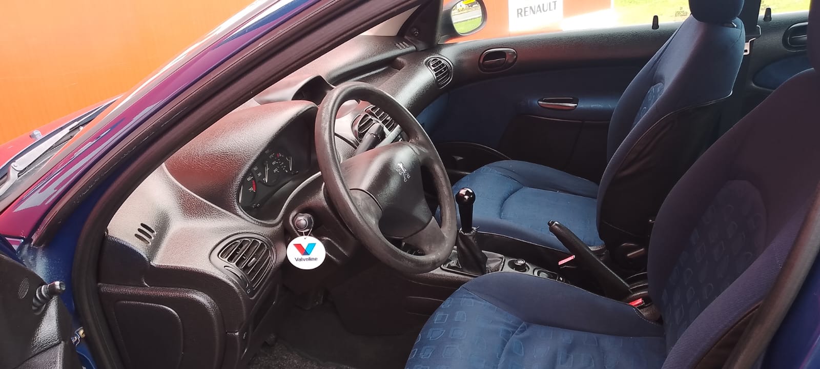 PEUGEOT 206 AÑO 2004 TM