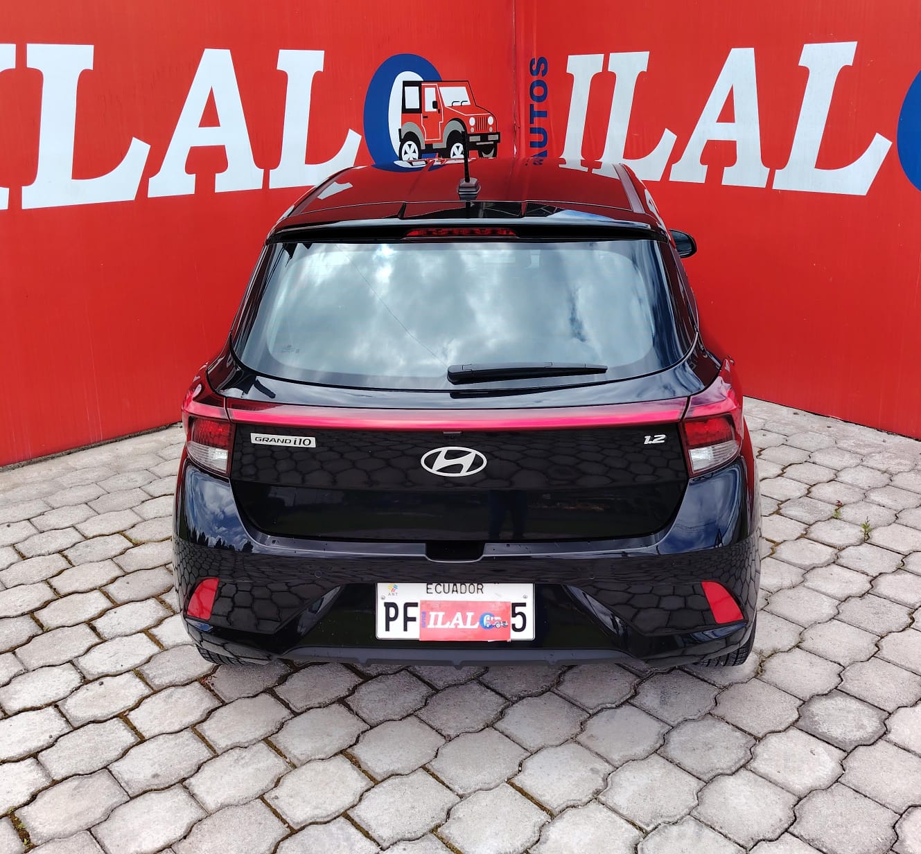 HYUNDAI GRAND I10 1.2 AÑO 2025 TM FULL EQUIPO